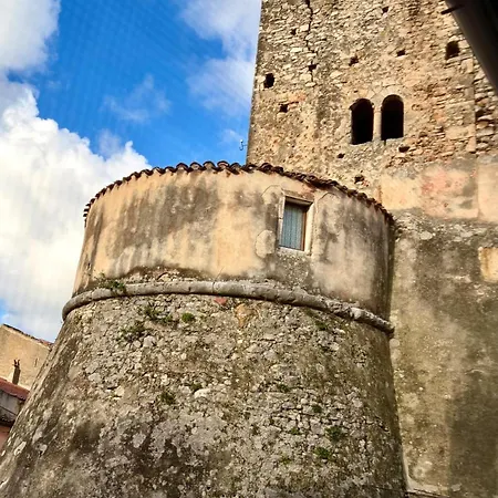 Apartment At The Castle Vico Del Gargano